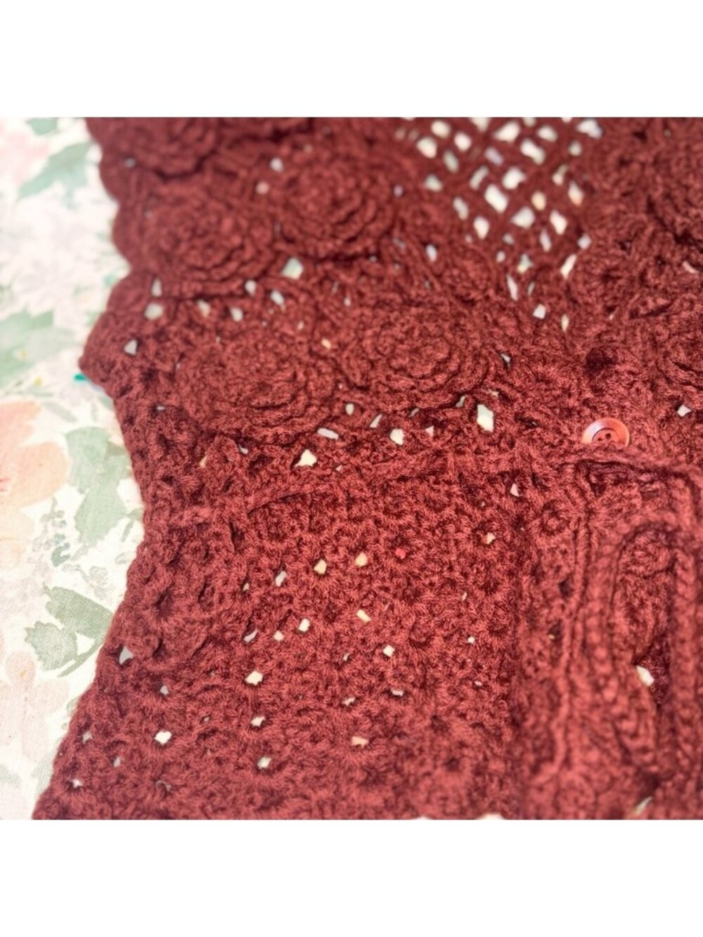Floral crochet lace sleeveless vest cardigan - Picture 4 of 4